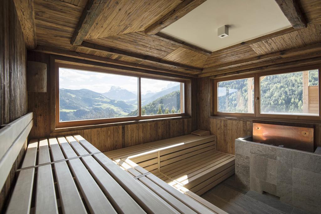 Hotel Gnollhof Klausen Buitenkant foto